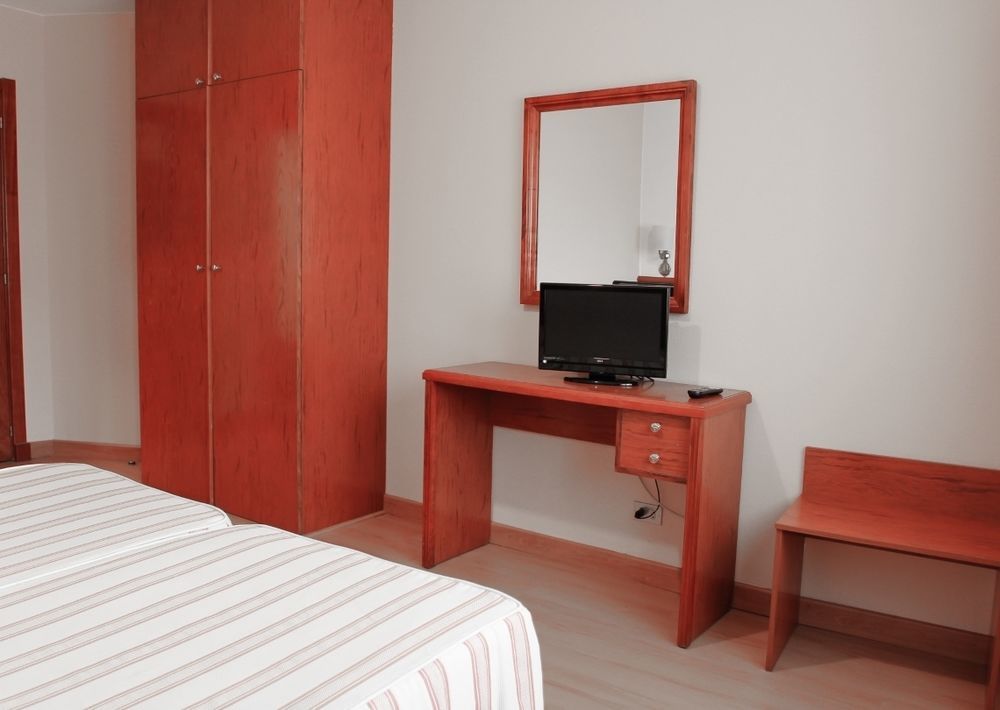 א-קורוניה Hotel Maycar מראה חיצוני תמונה